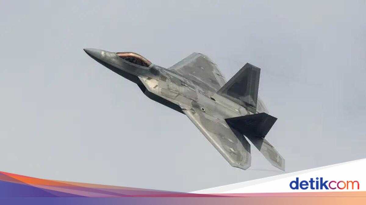 12 US Fighter Jets Land in Israel, War with Iran Soon?