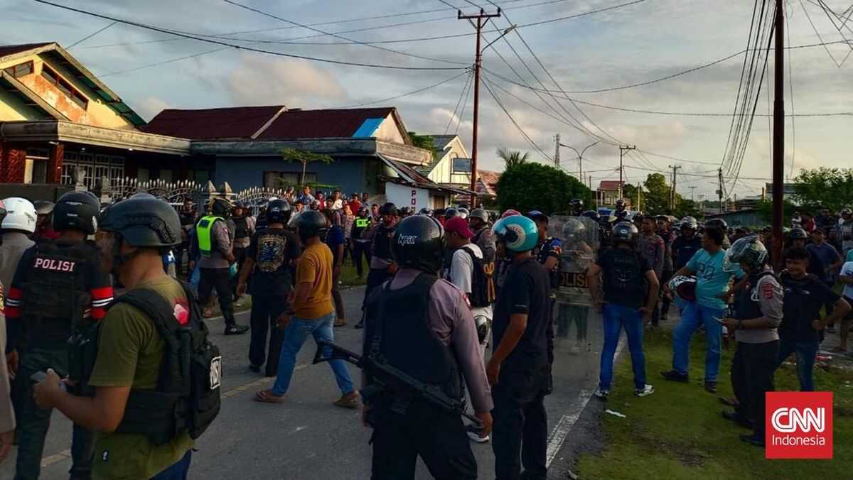 Timeline of Village Clashes in Tual, Maluku, Resulting in Police Chief Being Hit by Arrow