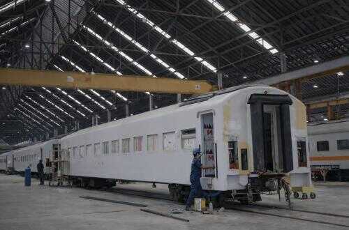 People's Economy Train Tickets Go on Sale for Lebaran Travel