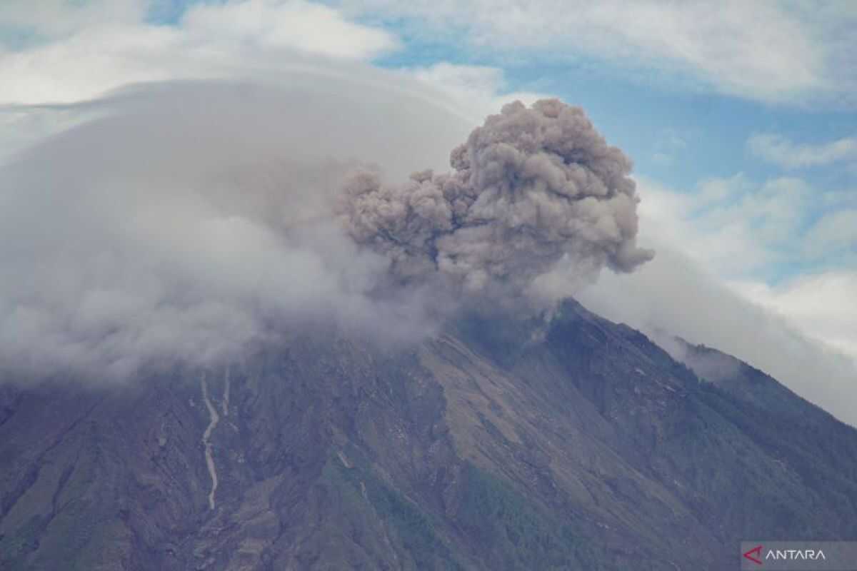 Mount Semeru Eruption Threatens Lahar Floods