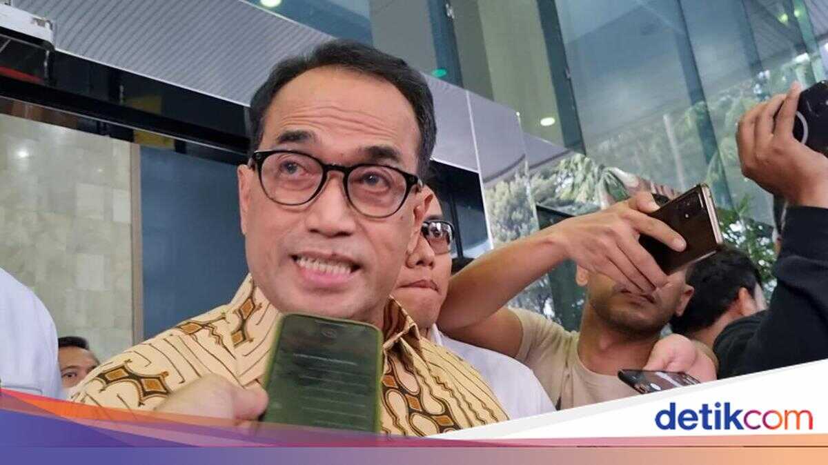 Corruption Eradication Commission Recalls Former Transport Minister Budi Karya as Witness in Railway Project Case