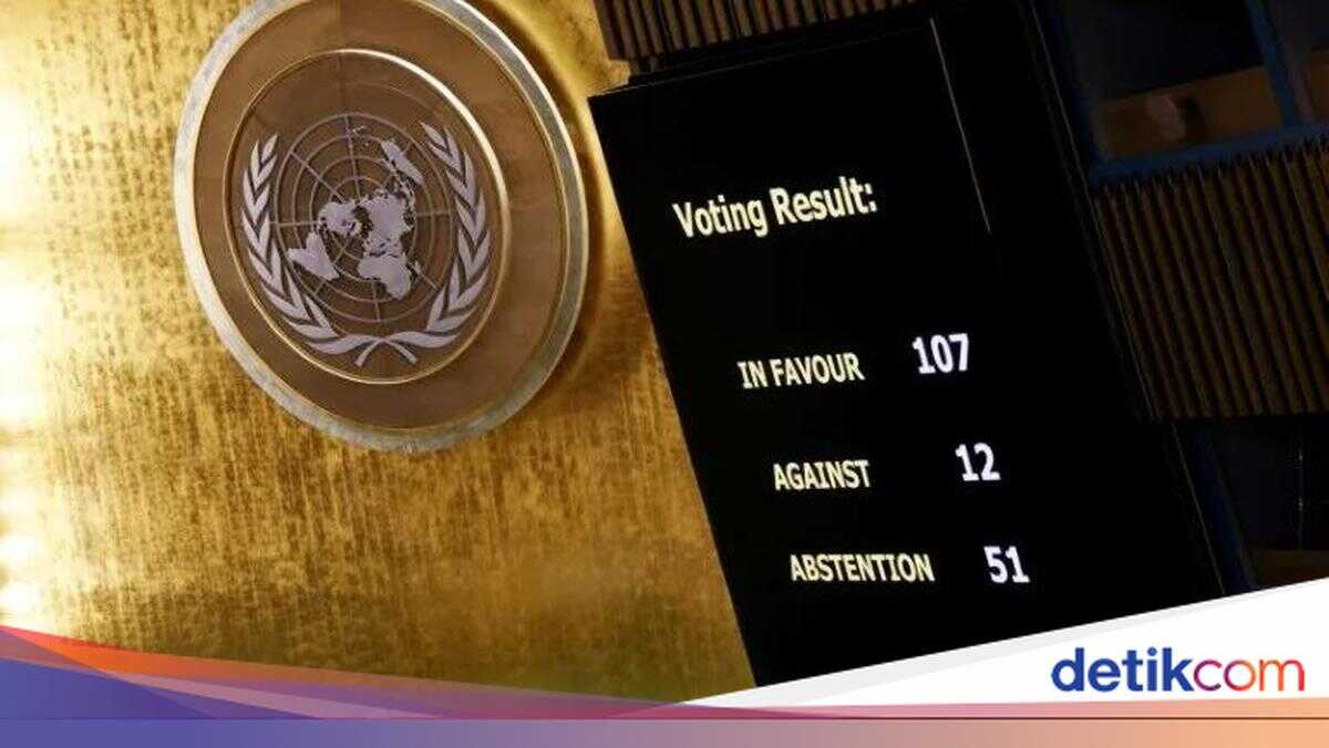 UN General Assembly Adopts Ukraine Ceasefire Resolution; Indonesia and United States Abstain