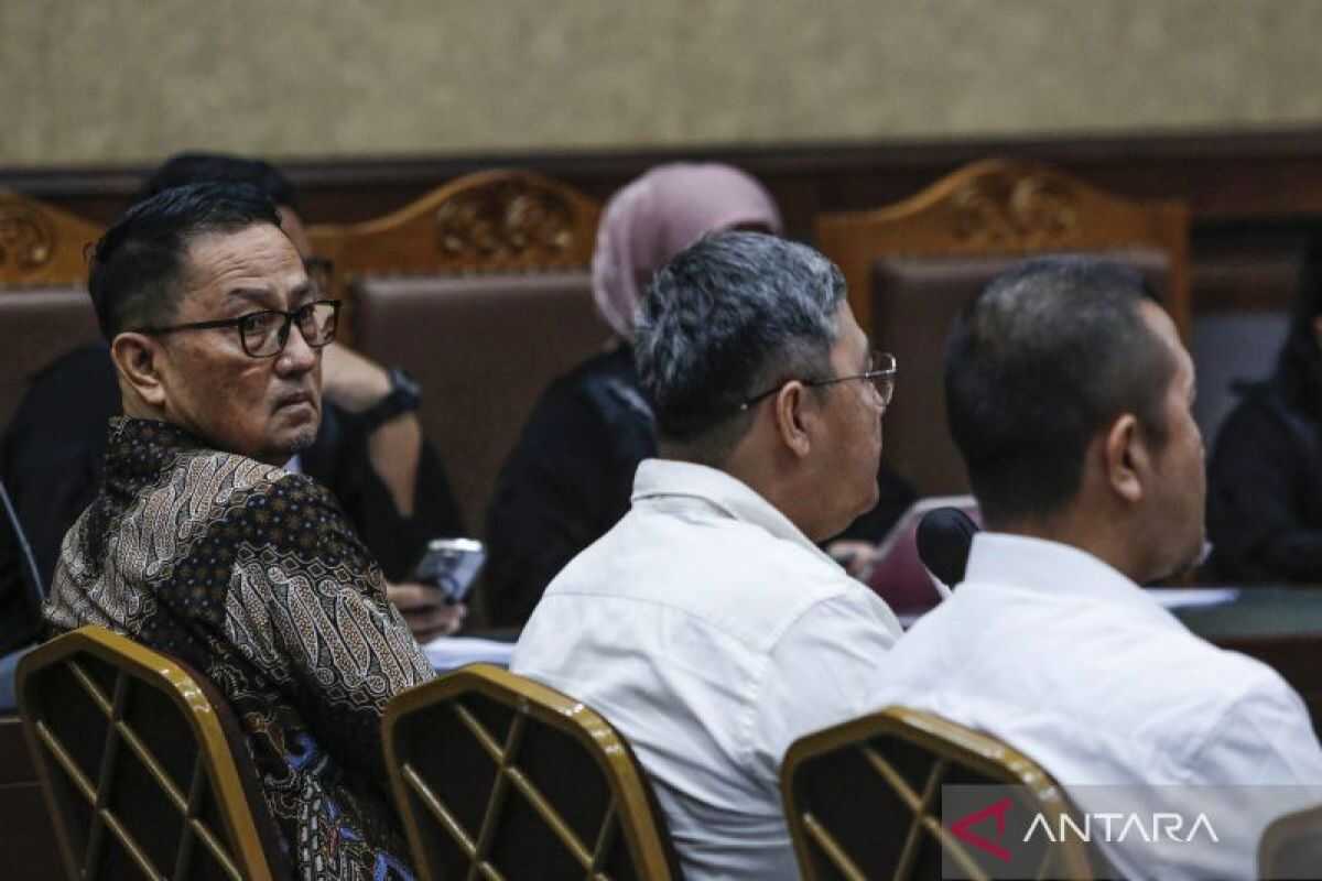 Hearing for Alleged Corruption Case Postponed to Thursday