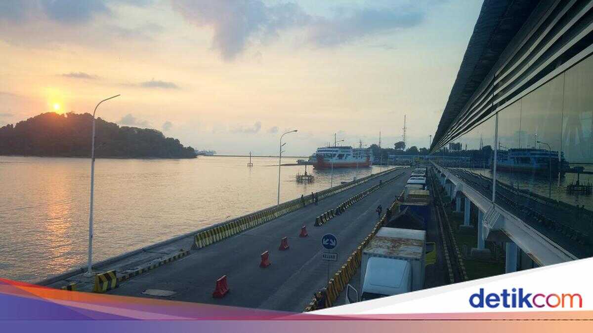 Banten Police Prepare Traffic Management at Merak Port Ahead of Tidal Flooding During Eid Homecoming