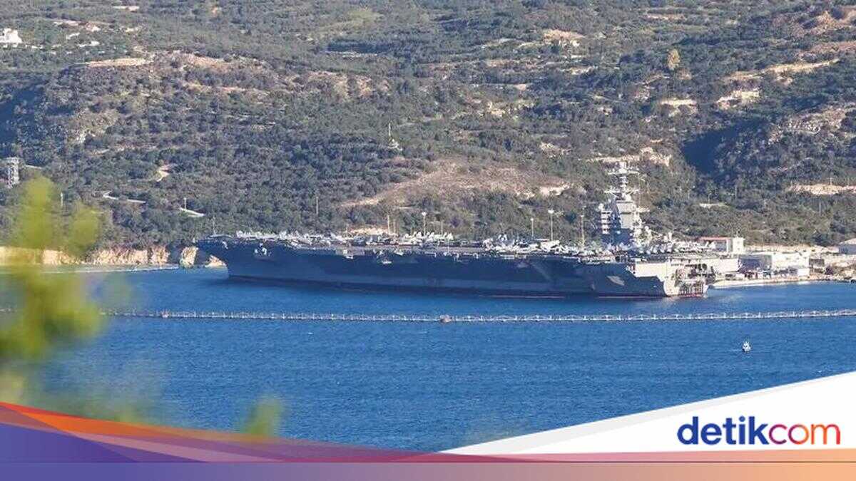 World's Largest Aircraft Carrier, USS Gerald R Ford, Moves Closer to the Middle East