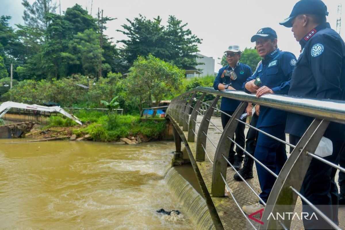 Ministry of Environment Awaiting Laboratory Test Results for the Cisadane River