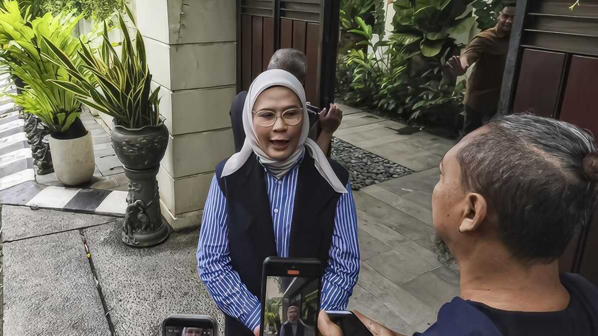 Former Indramayu Regent Nina Bachtiar Meets Jokowi, Seeks Blessing to Join PSI
