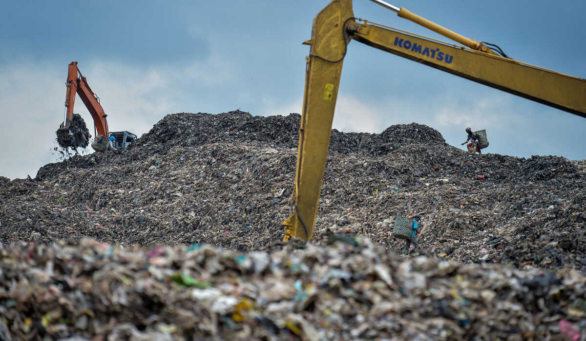 Local Governments That Fail to Close Open Dumps by 2026 Will Face Sanctions