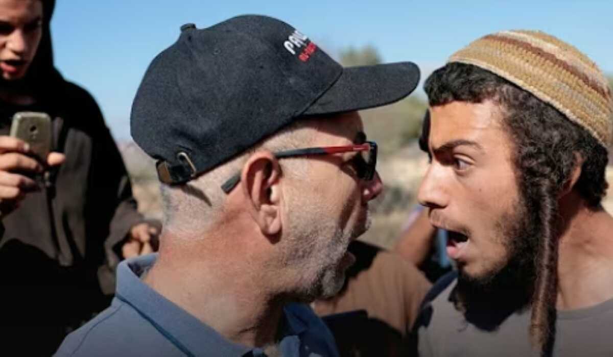 During Ramadan, Illegal Israeli Settlers Burn Palestinian Homes in Hebron