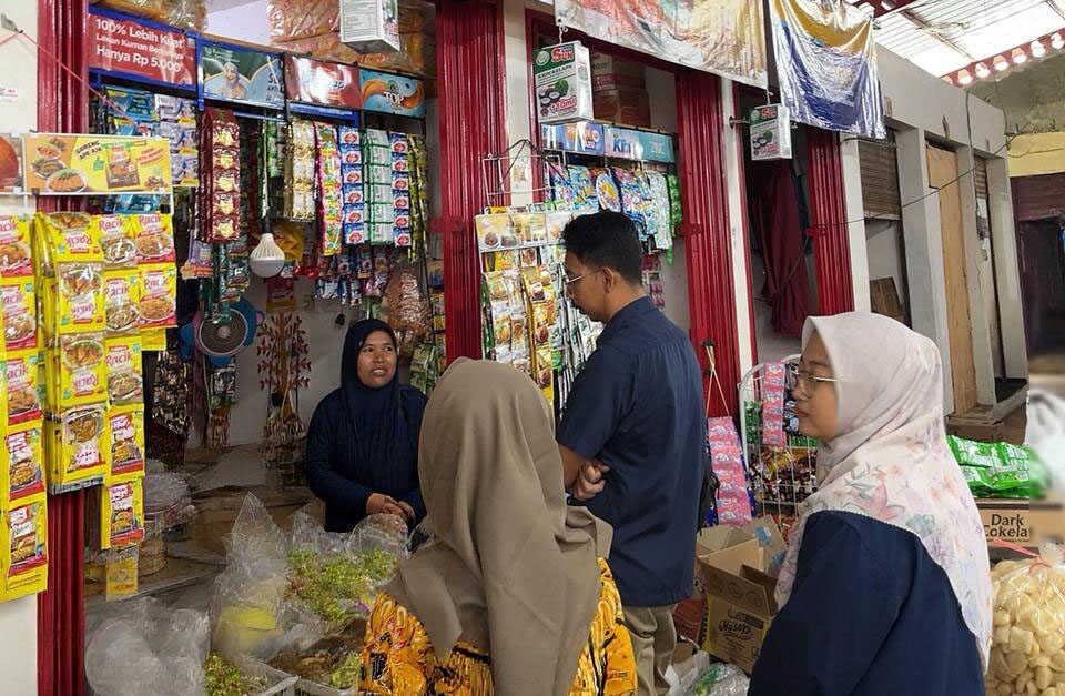 Bulog Banyumas Ensures Stable Prices of Rice and Minyakita