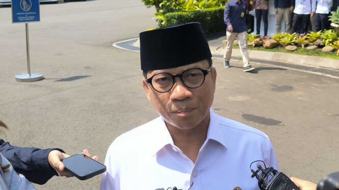 Minister Denies Plans to Close Alfamart and Indomaret Outlets in Villages, Says New Permits Will Be Stopped