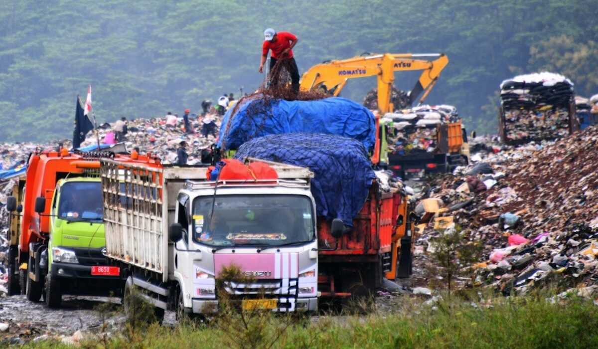 340 Landfills in Indonesia Still Use Open Dumping Method