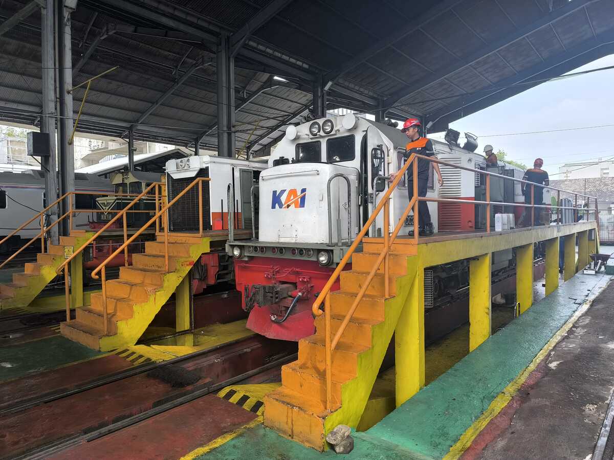 To Ensure Safe Homecoming, KAI Divre I North Sumatra Prepares 31 Locomotives and 73 Trains