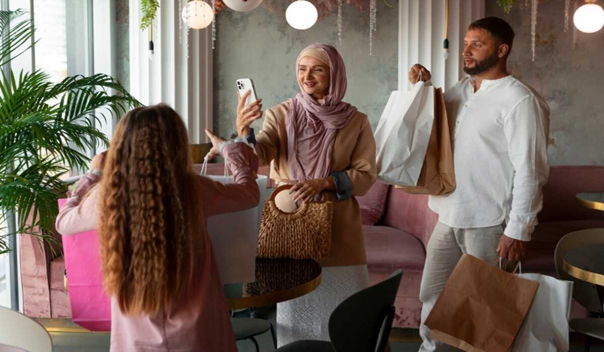 Preserving the Essence of Ramadan: Overcoming the Traps of Consumerism and Visual Hunger