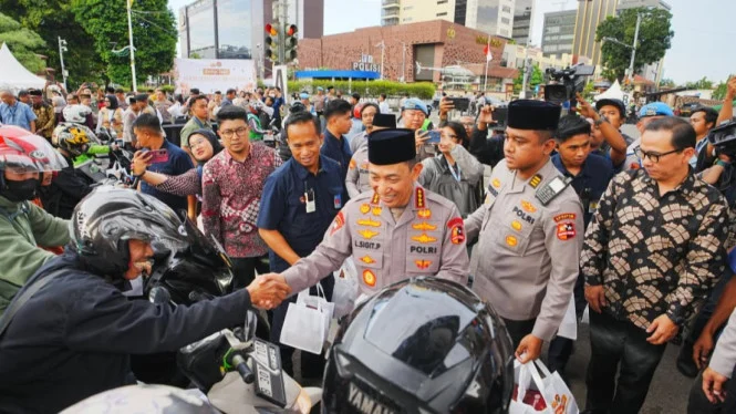 Police Chief Shares Iftar Meals with Journalists, Emphasising the Importance of Media Voice