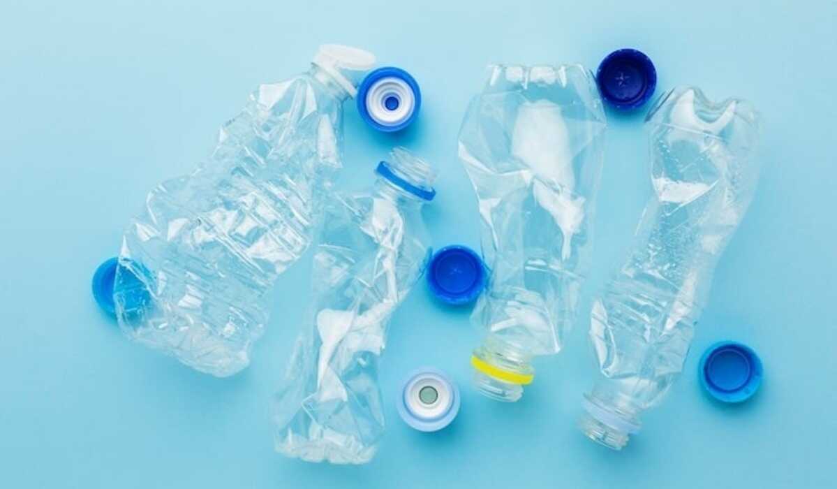 Scientists Turn Plastic Waste into Vinegar with the Help of Sunlight