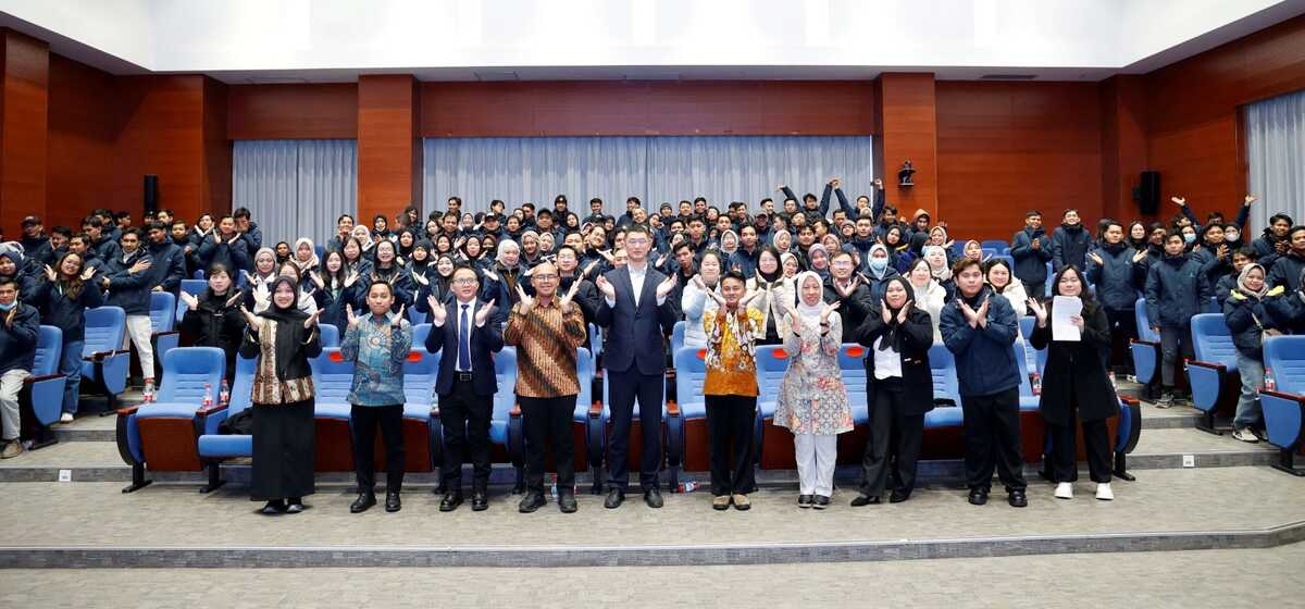 Skills Transfer: Investors in the Batang Industropolis Special Economic Zone Send Hundreds of Employees to China