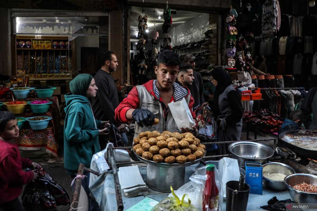 Ramadan Iftar Food Shopping in Gaza City