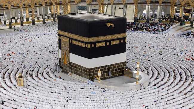 Record! Number of Umrah Pilgrims at the Grand Mosque Reaches 904,000