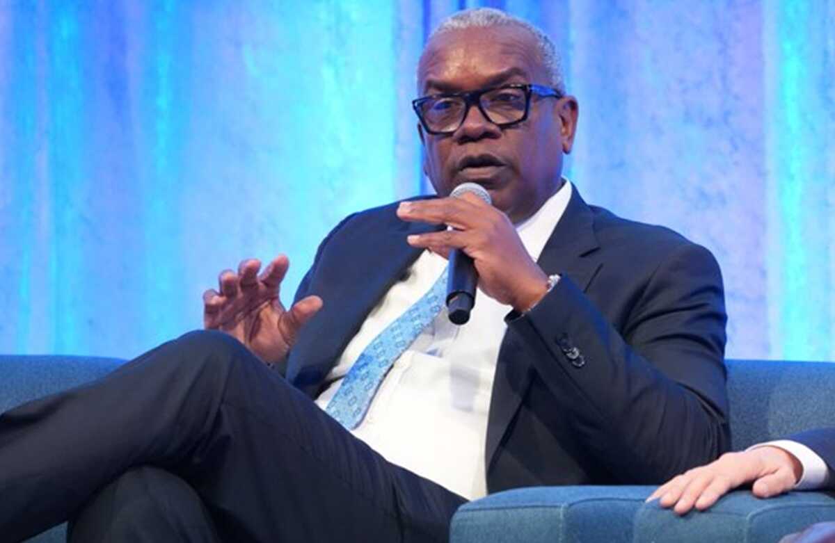 We Got U: Leaked Texts Reveal Jeffrey Epstein's Lobbying of US Virgin Islands Governor