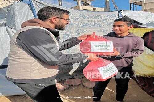 Dompet Dhuafa Distributes 20,000 Litres of Clean Water and Food Packages to Palestinian Residents