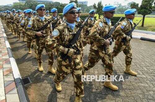 Former Deputy Foreign Minister Asks Government to Clarify Whether Indonesian Troops in Gaza Will Wear Blue Helmets