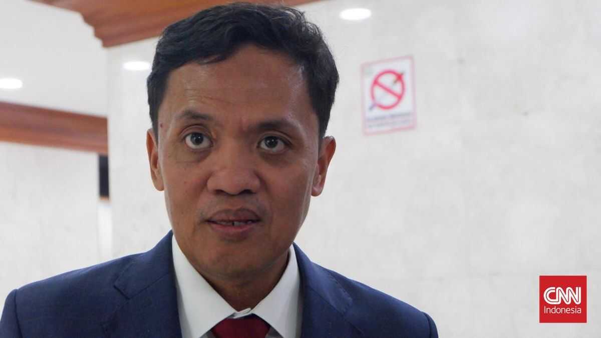 Habiburokhman Hits Back at Prosecutor, Denies Parliament Interfered in Fandi's Case