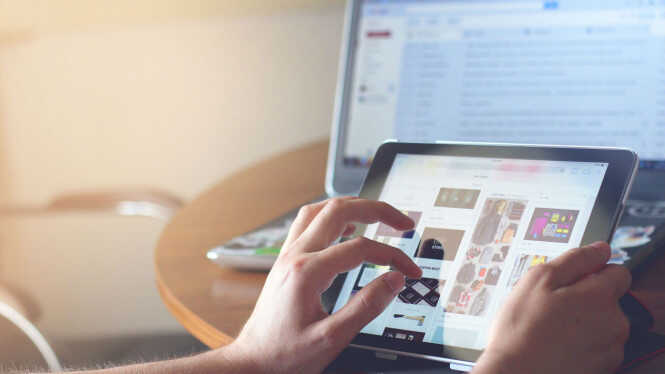 With Eid Approaching, Here are 10 Small-Capital Business Ideas That Can Be Run From Home