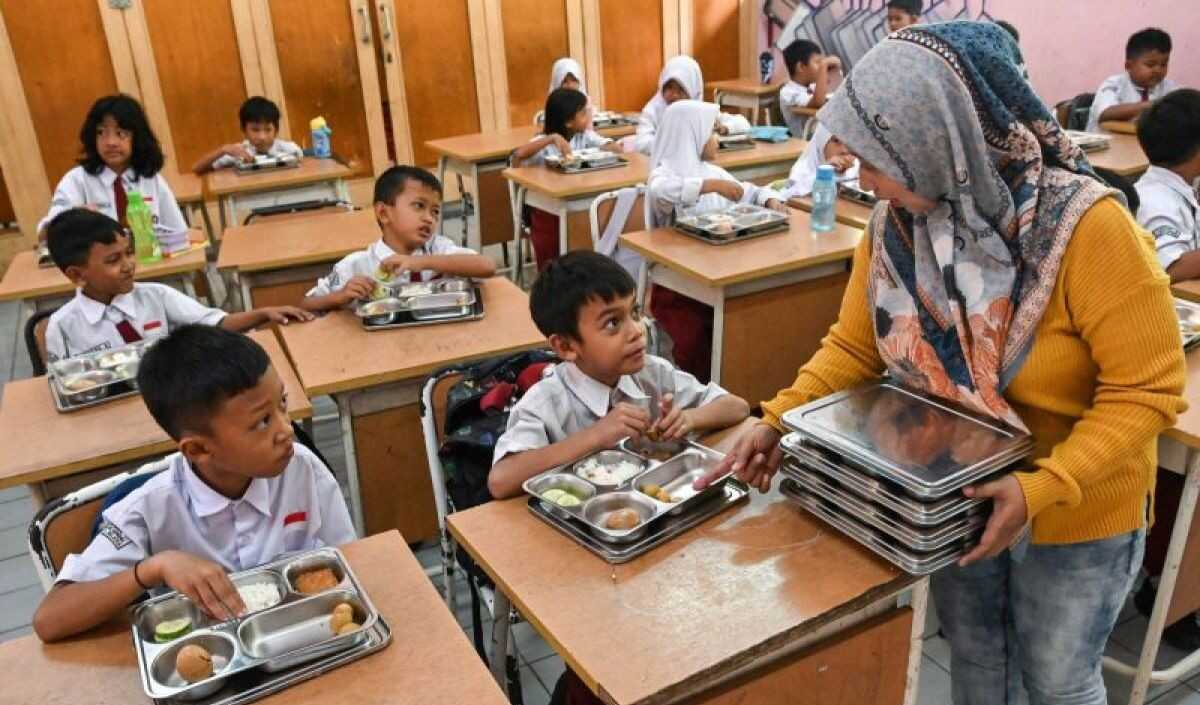 Gerindra: Budget for Free Nutritious Meal Program Does Not Cut Basic Education Rights