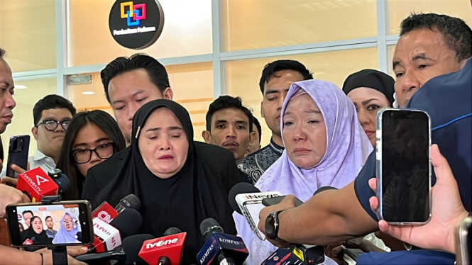 Mother Claims Seaman Fandi Suspected Boxes of Meth Contained Bombs During DPR Hearing