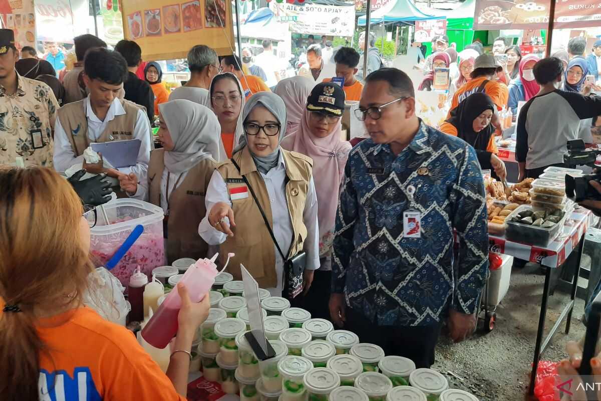 Jakarta's BPOM finds textile dye in iftar snacks