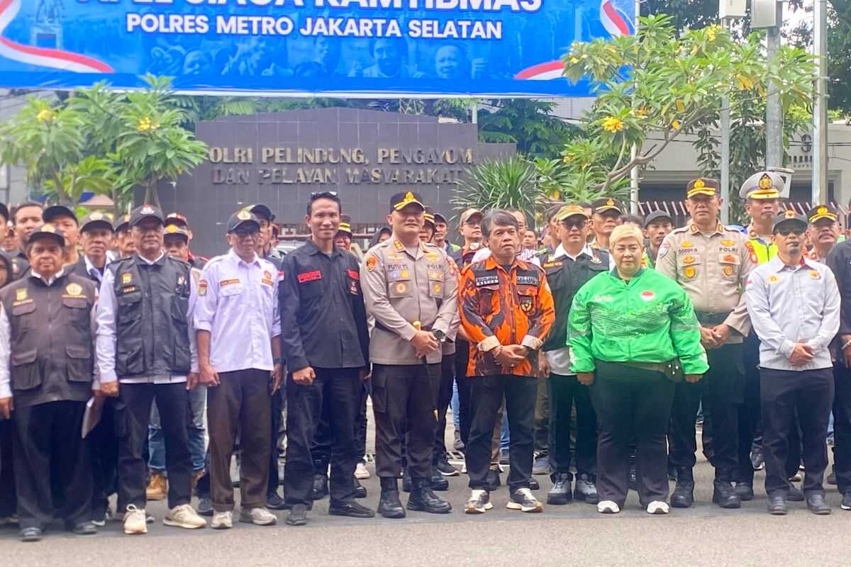 South Jakarta Police reactivate neighbourhood security posts during Ramadan