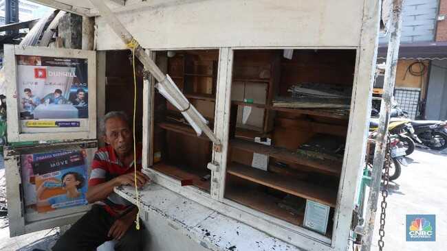 Small Grocery Stores and Traditional Markets in Indonesia Declining, What's Behind It?