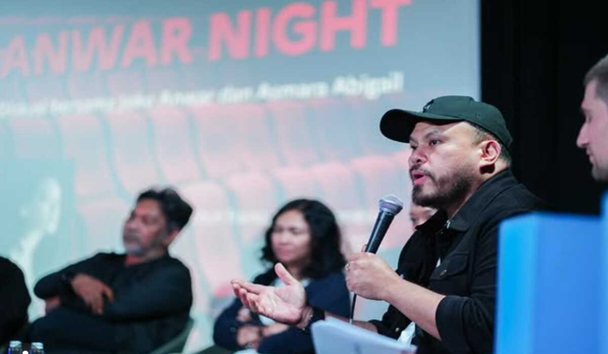 Depth of Character and Social Reflection: A Creative Analysis of Joko Anwar's 'Ghost in the Cell'