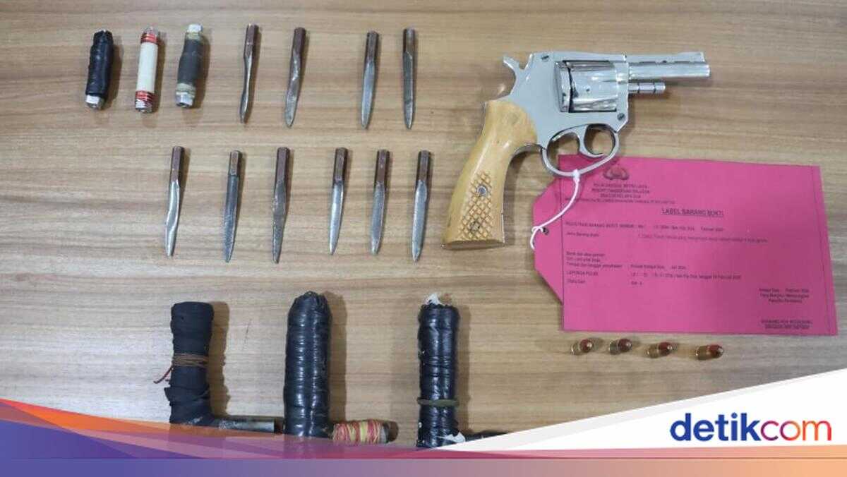 Police Arrest Five Motorcycle Thieves in Tangerang, Seize Homemade Firearm and Bullets