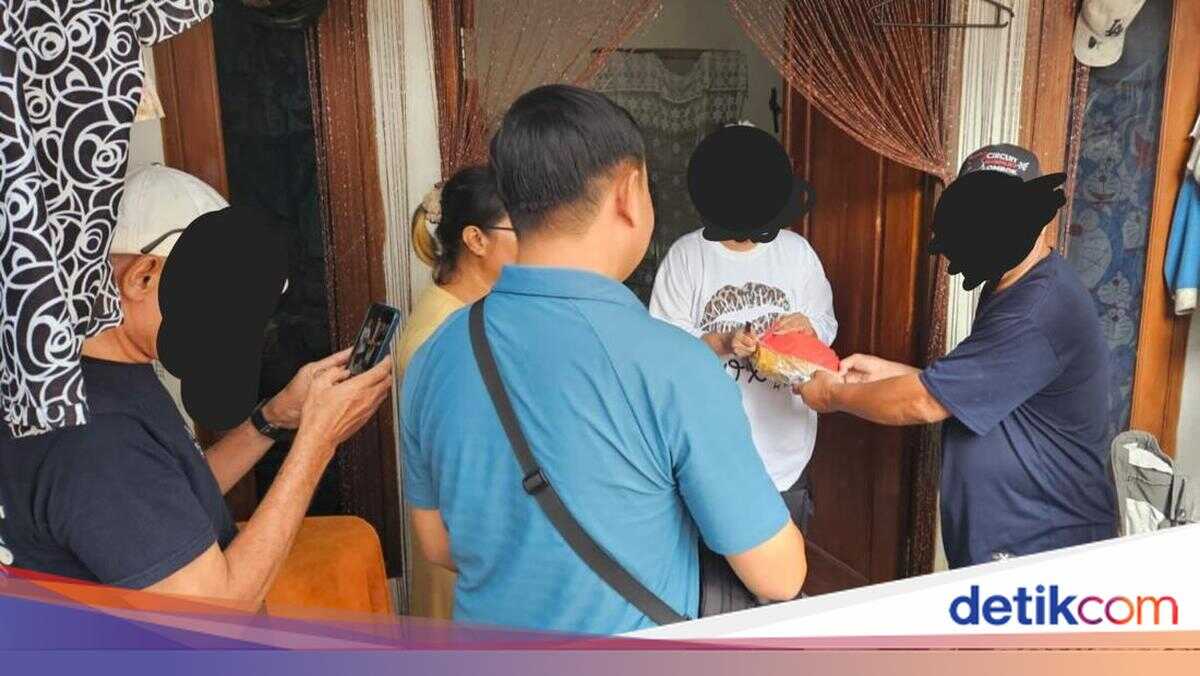 Housewife in Mataram Caught in Sting Operation for Distributing Hundreds of Illegal Medicines