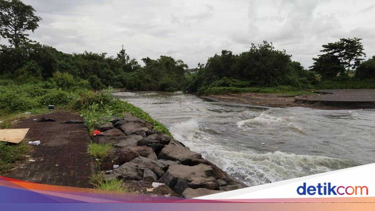 Morning Jogger Discovers Human Head Floating on Ketewel Beach