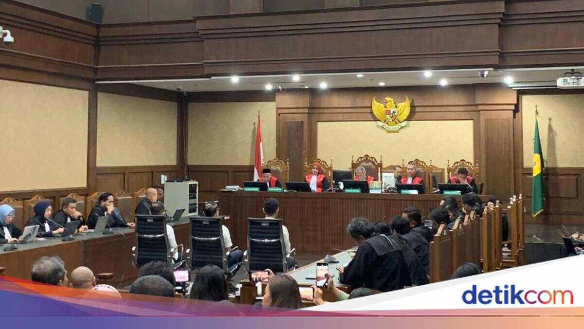 Reasons Why the Judge Did Not Order Riva Siahaan to Pay Restitution in the Crude Oil Case
