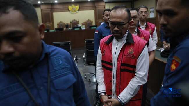 Sentenced to 9 Years in Prison and a Fine of IDR 1 Billion, Riva Siahaan Speaks Out