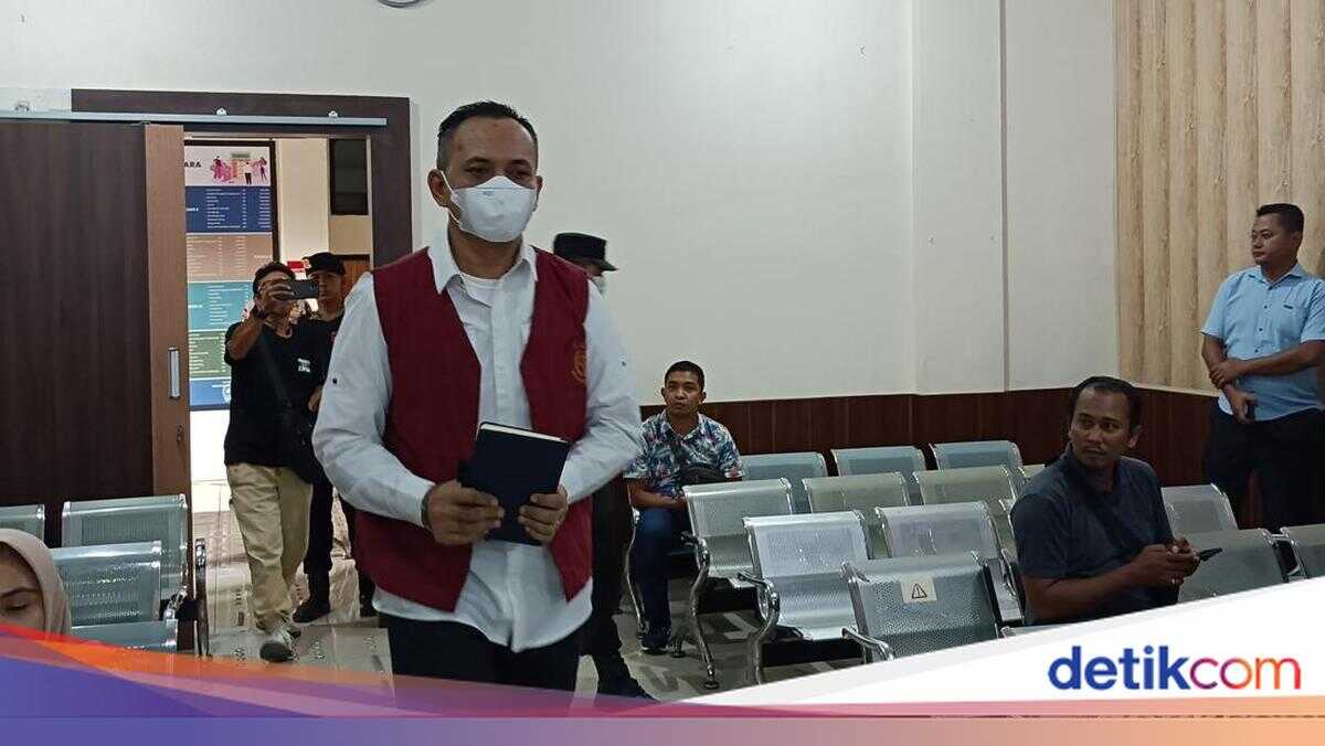 Kompol Yogi Faces 14-Year Prison Sentence in the Death of Brigadier Nurhadi