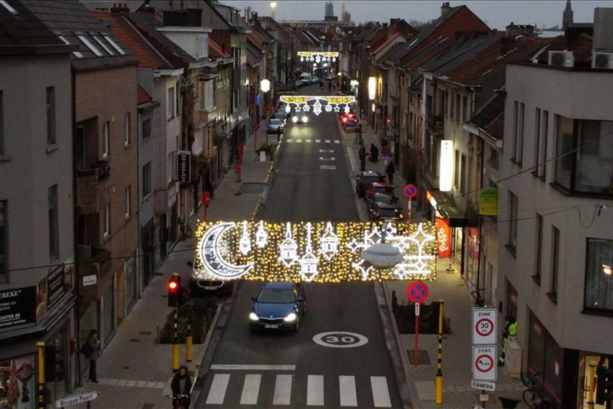 For the first time, Ramadan lights illuminate streets in Belgium