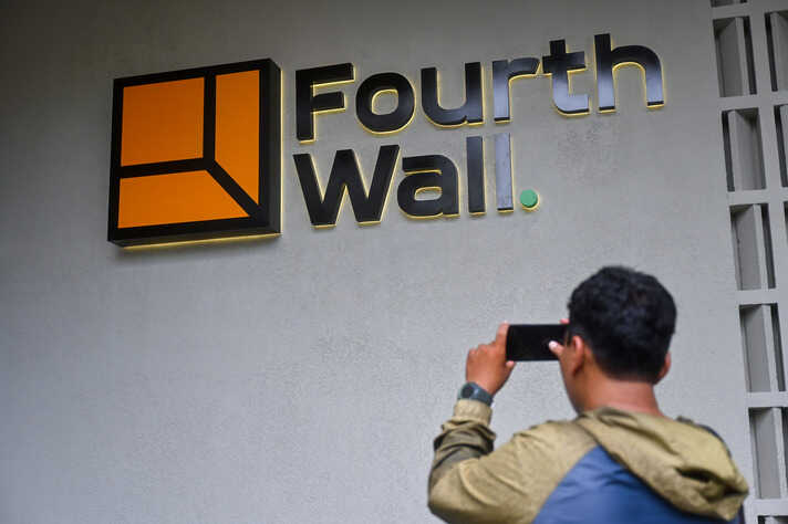 East Jakarta City Government Permanently Seals Padel Court in Pulomas Due to Permit Issues