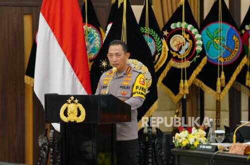 National Police Chief Calls on Community Organisations and Students to Maintain Public Order and Security