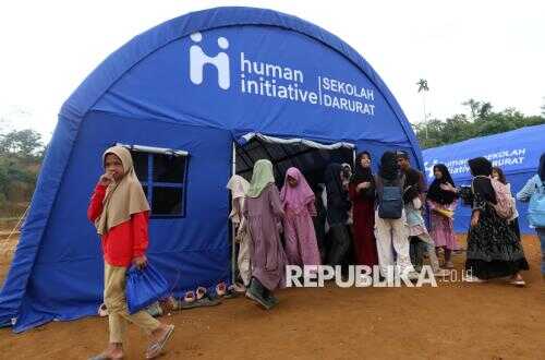 Children Who Never Stop Learning, Even in Disaster
