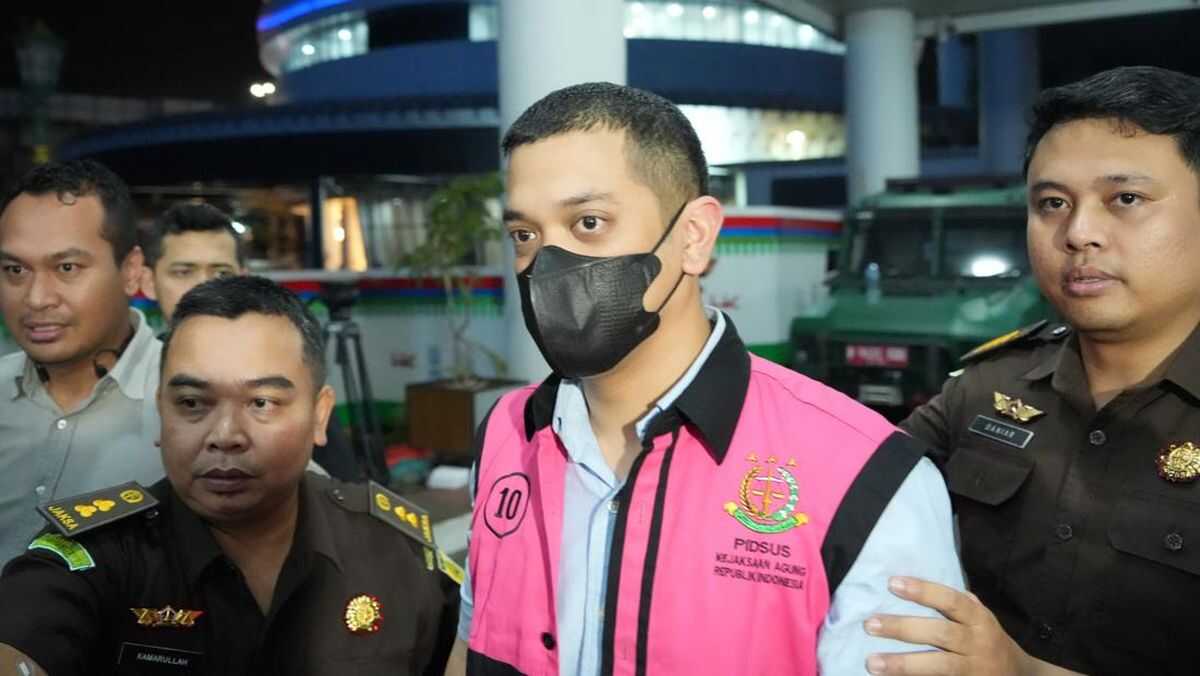 Son of Riza Chalid Sentenced to 15 Years in Prison, Ordered to Pay Rp2.9 Trillion in Restitution