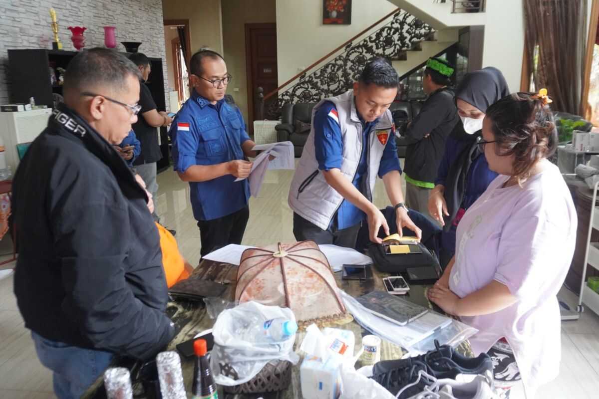 Yesterday's Crimes: Raids by the High Prosecutor's Office and Assault by a Student