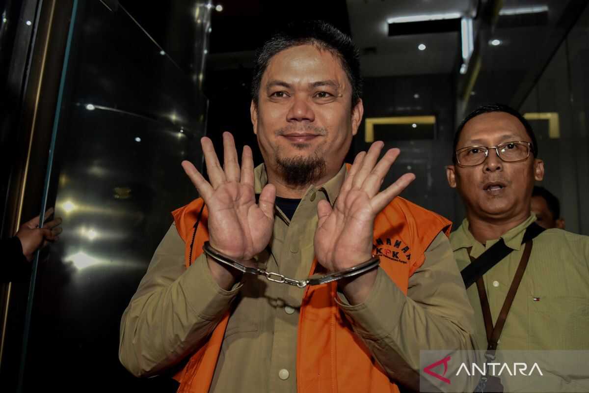 KPK Probes Role of Consultants during Examination of Three Architects in Abdul Azis Case
