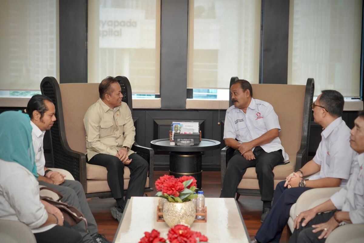 Association: 3.9 million small grocery shops remain as modern retail erodes the market