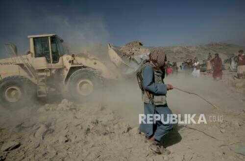 Pakistan Launches Aerial Attack, Bombs Afghan Capital Kabul