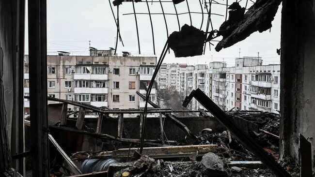 Bombardment Barrage: Russia Launches 420 Drones and 39 Missiles at Ukraine